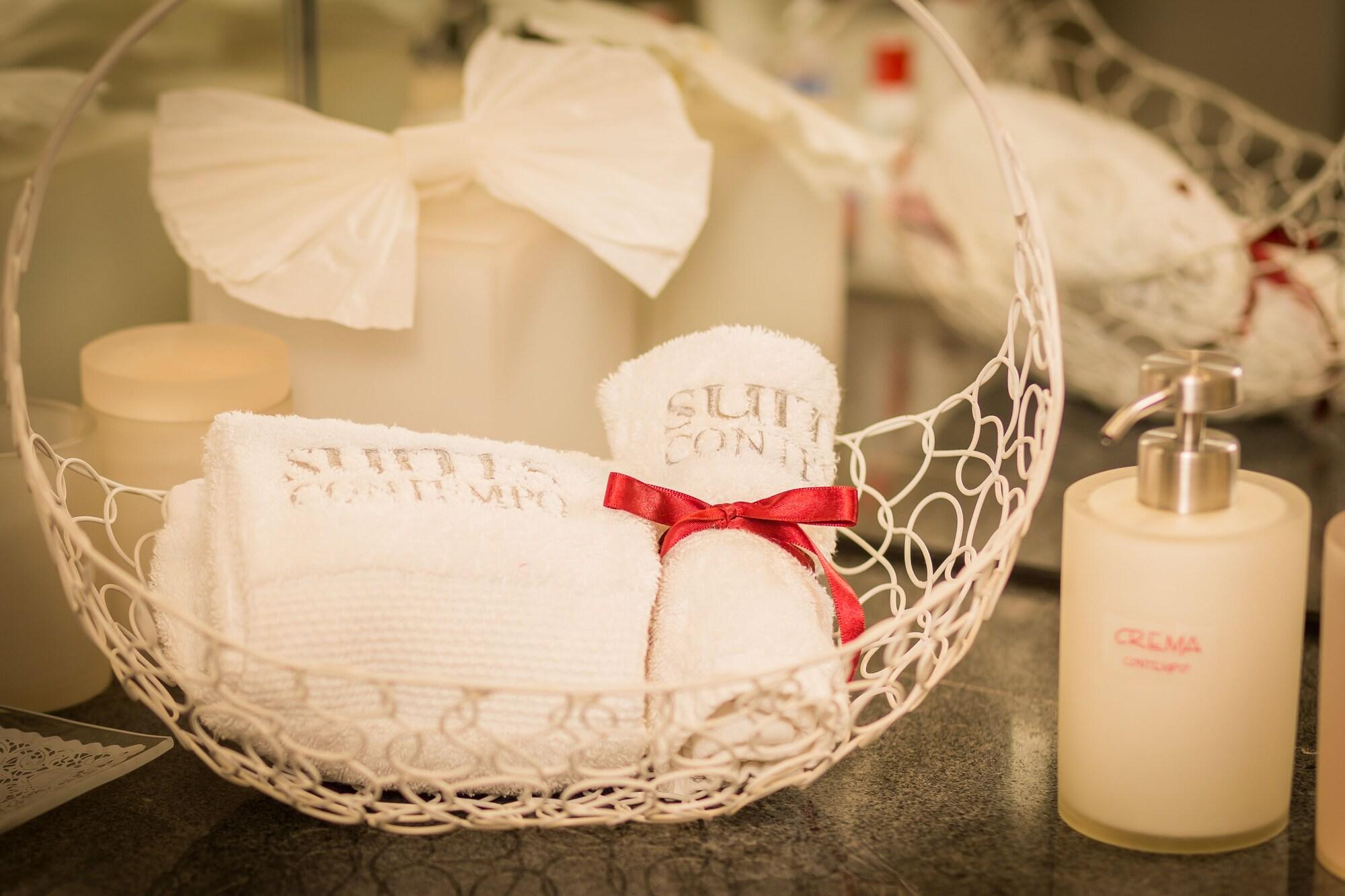 Suites Contempo Mexiko-Stadt Exterior foto A basket of towels