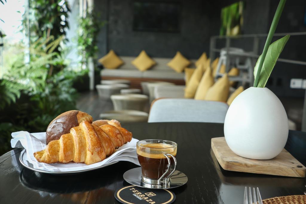 Suites Contempo Mexiko-Stadt Exterior foto Croissants and coffee