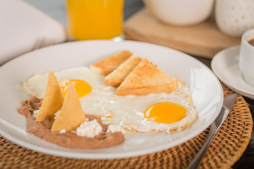 Suites Contempo Mexiko-Stadt Exterior foto Fried eggs
