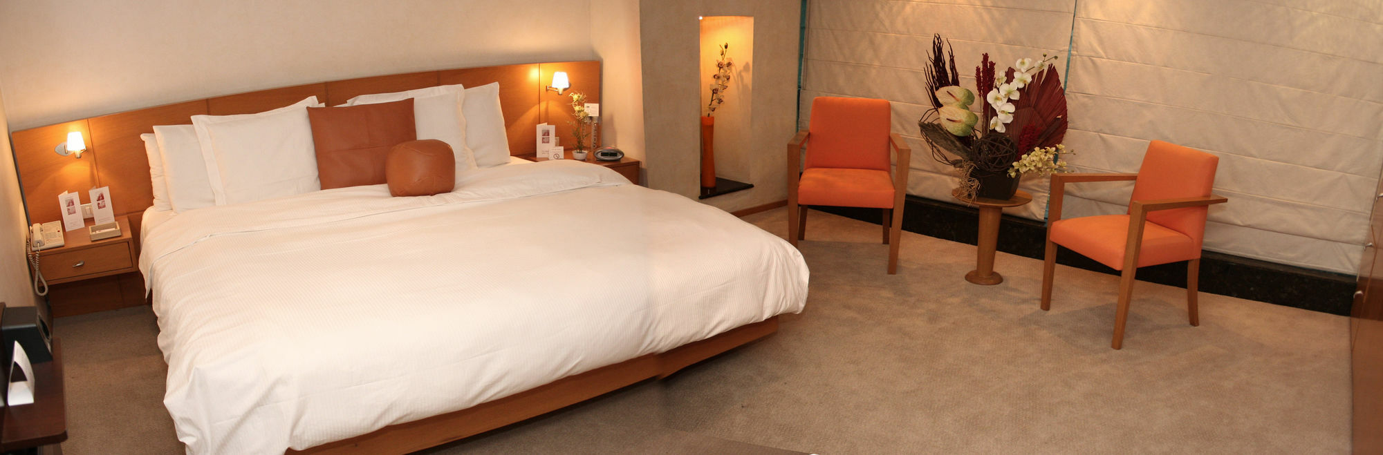 Suites Contempo Mexiko-Stadt Exterior foto A room at the hotel
