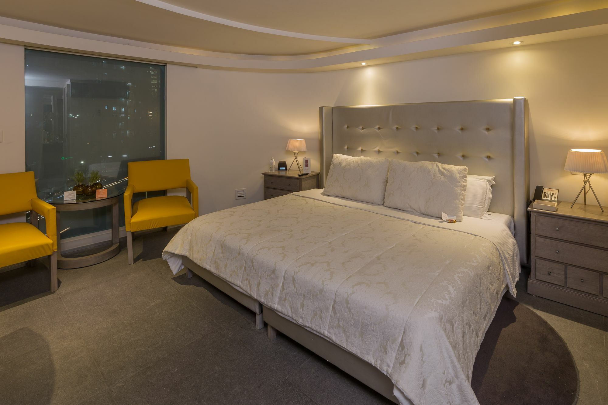 Suites Contempo Mexiko-Stadt Exterior foto A bedroom at the hotel
